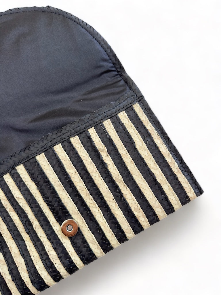 Palm Straw Clutch - Black Stripe