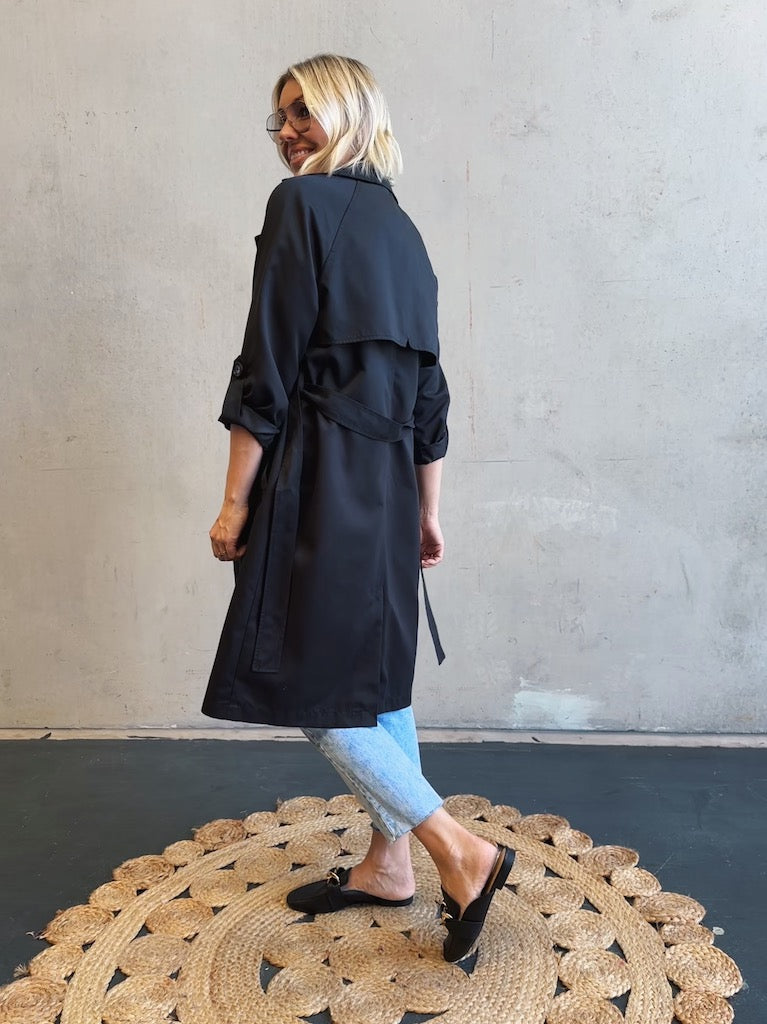 Mila Trench - Black